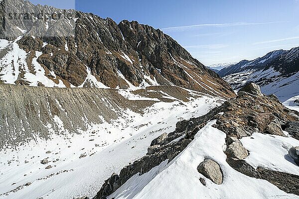 Gletschermoräne des Berglasferner  Berglastal  Stubaier Alpen  Tirol  Österreich  Europa