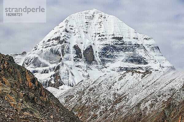 Der Berg Kailash entlang der Kailash Kora  Westtibet