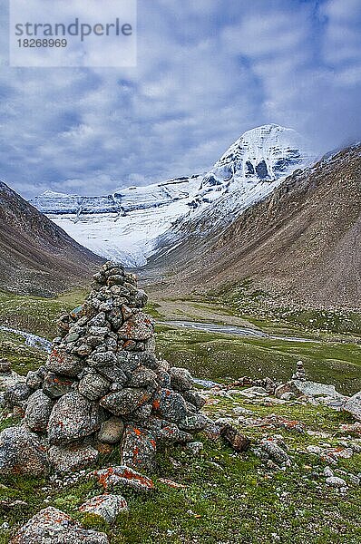 Der Berg Kailash entlang der Kailash Kora  Westtibet