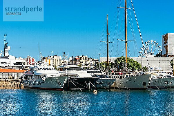 Port Vell  Hafenviertel in Barcelona  Katalonien  Spanien  Europa