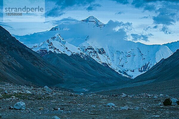 Blick auf den Mount Everest  Tibet