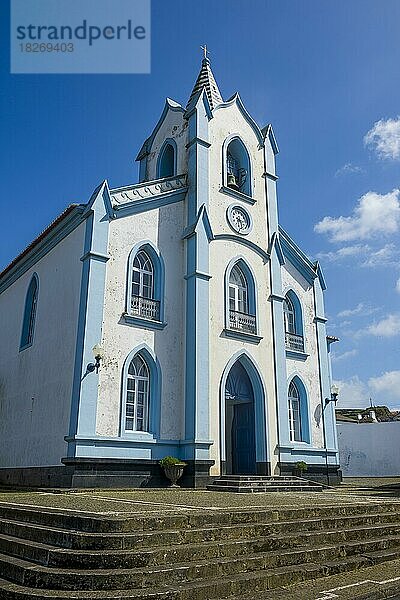 Historisches Gebäude im Norden der Insel Terceira  Azoren  Portugal  Europa