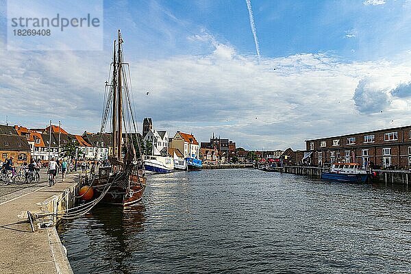 Hafen der Unesco-Welterbestätte Hansestadt Wismar  Deutschland  Europa