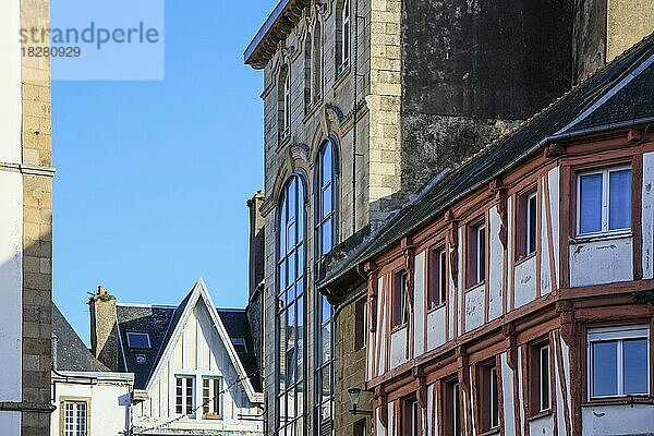 Seitenfassade Rathaus  Altstadt von Lannion  Departement Cotes-d'Armor  Region Bretagne Breizh  Frankreich  Europa