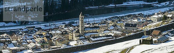 Panorama Luftaufnahme  Chiesa dei Santi Nazario e Celso  Airolo  Tessin  Schweiz  Europa
