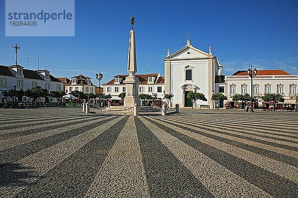 Platz Praca do Marques de Pombal in Vila Real de Santo Antonio  Algarve  Portugal  Europa