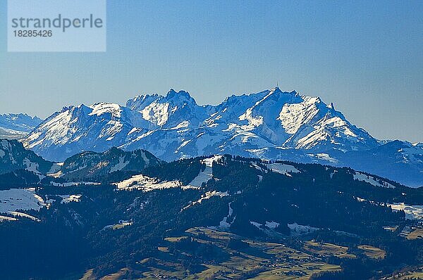Das Bergmassiv des Säntis (2592 m) im Appenzeller Land in der Schweiz