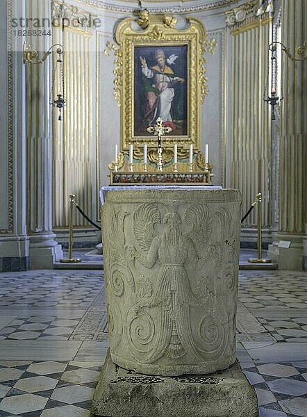 Bischofsstuhl des hl. Gregor in der Chiesa di San Gregorio al Celio  Rom  Italien  Europa