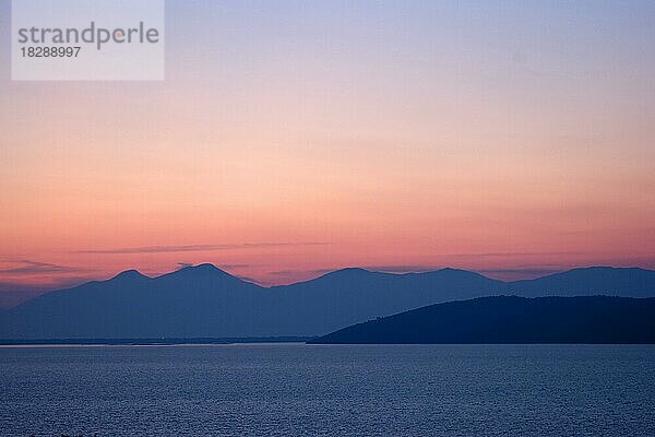 Sonnenuntergang Bafasee  Türkei  Asien