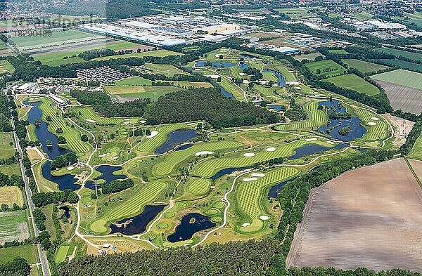 Luftbild des Green Eagle Golf  Porsche European Open  Golf.  Sport  Golfplatz  Winsen/Luhe  Niedersachsen  Deutschland  Europa
