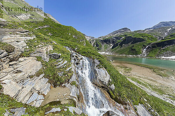 Österreich  Kärnten  Nassfelder Wasserfall und Stausee