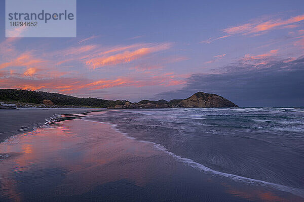 New Zealand  South Island  Wharariki Beach at dawn
