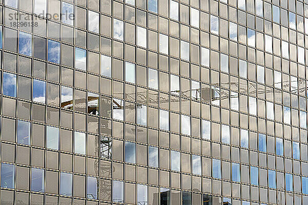 Dänemark  Aarhus  Fensterreihen des Bürogebäudes Europahuset
