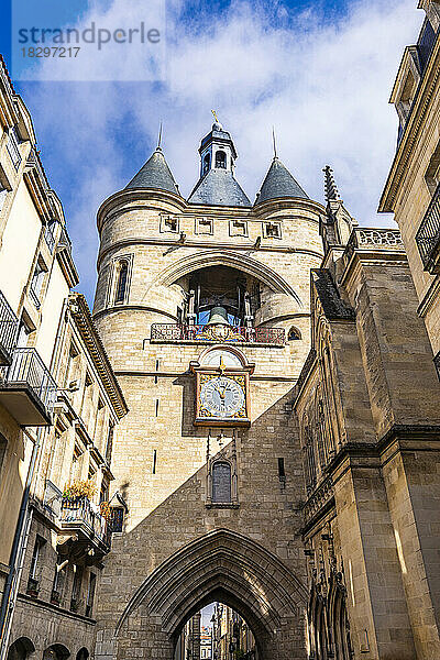 France  Nouvelle-Aquitaine  Bordeaux  Facade of Grosse cloche de Bordeaux city gate