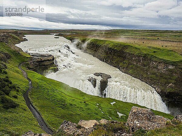 Wasserfall Gullfoss  Schlucht vom Fluss Hvítá  Island  Europa