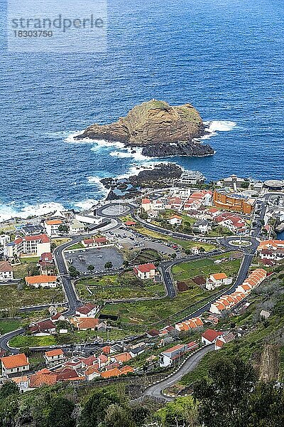 Porto Moniz  Stadtansicht  Madeira  Portugal  Europa