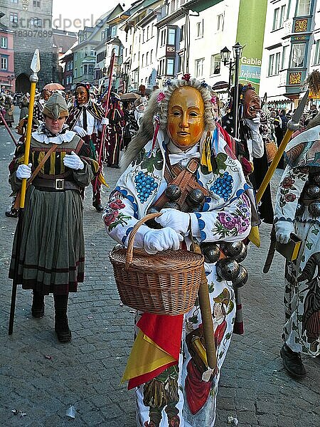 Das Gschell  Rottweiler Narrensprung  Umzug der schwäbisch-alemannischen Fasnet in Rottweil  Baden-Württemberg  Deutschland  Europa