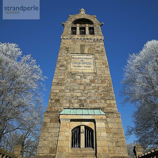 Bergerdenkmal mit Raureif  Witten  Ruhrgebiet  Nordrhein-Westfalen  Deutschland  Europa