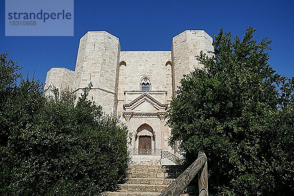 Schloss  Castel del Monte  Stauferkaisers  Friedrich II.  Region Apulien  Italien  Castel del Monte  Apulien  Italien  Europa