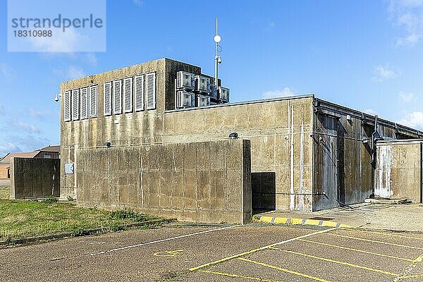 Bunker im Bentwaters Park  ehemaliger USAF-Militärstützpunkt  Suffolk  England  UK