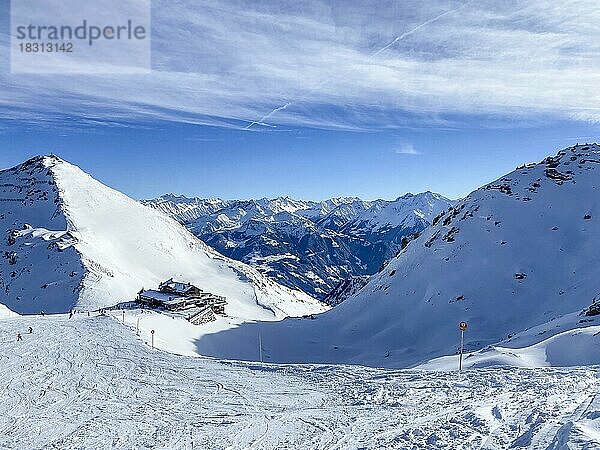 Wedelhütte im Skigebiet Hochzillertal  Tirol  Österreich  Europa
