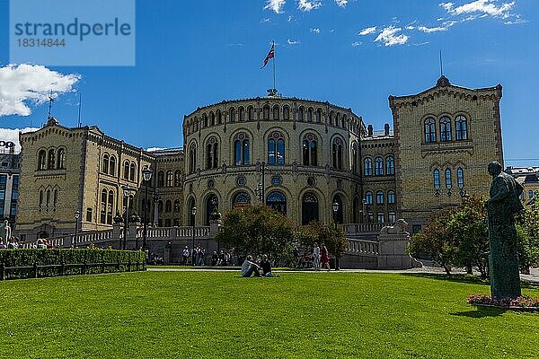 Parlamentsgebäude  Oslo  Norwegen  Europa