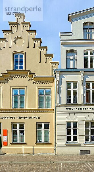 Tourismus-Information und Welt-Erbe-Haus in der Lübschen Straße  Altstadt Hansestadt Wismar  Mecklenburg-Vorpommern  Deutschland  Europa