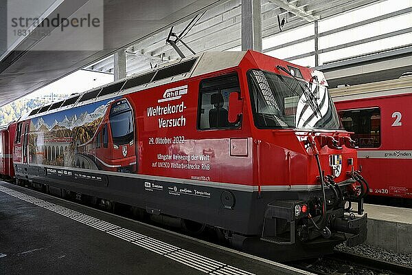 Personenzug RHB Rhätische Bahn  Schweiz  Europa