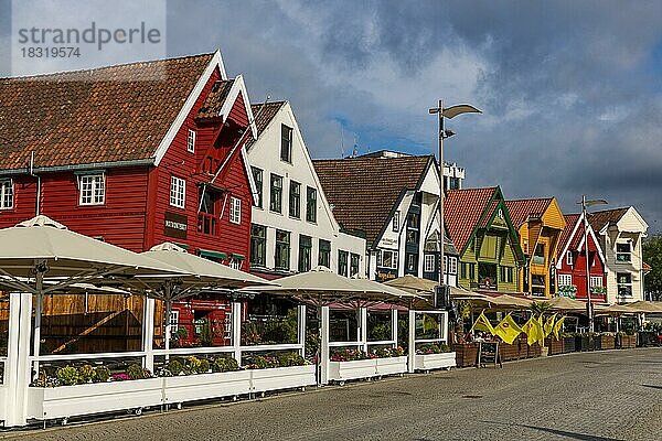 Brygge am Hafen in Stavanger  Norwegen  Europa