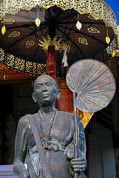 Figur eines Buddhistischen Mönchs  Nordthailand  Thailand  Asien