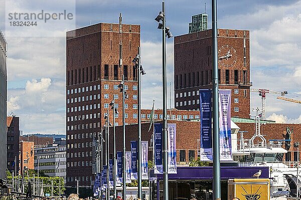 Waterfront an der Aker Brygge  Oslo  Norwegen  Europa