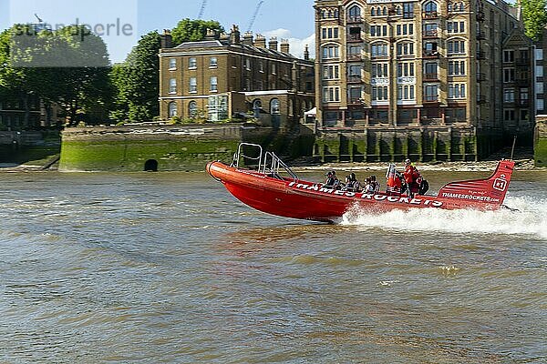 Thames Rockets Speedboat Abenteuer starres aufblasbares Jetboot Hochgeschwindigkeitsfahrt  Themse  London  England  UK