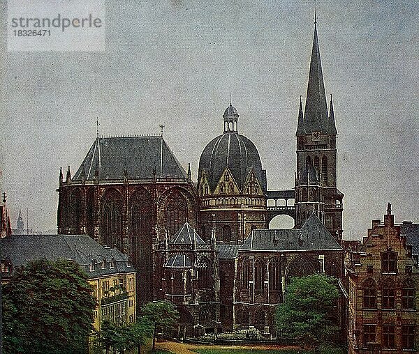 Der Dom von Aachen im Jahre 1910  Nordrhein-Westfalen  Deutschland  Fotografie  digital restaurierte Reproduktion einer Originalvorlage aus dem frühen 20. Jahrhundert  genaues Originaldatum nicht bekannt  Europa