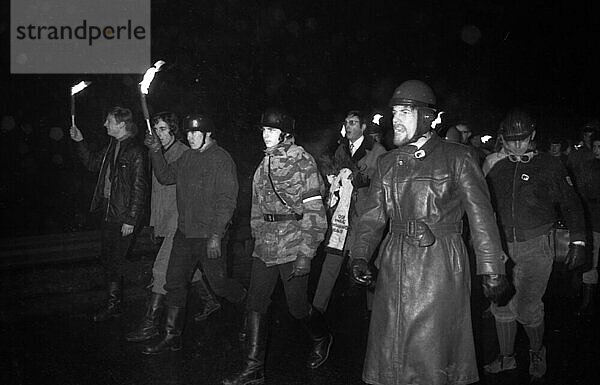 Vertriebene  Vertriebenentreffen  Personen  Politiker und Parolen im Ruhrgebiet in den Jahren 1965-71. Rechtsradikale Vertriebene der Aktion Widerstand  Deutschland  Europa