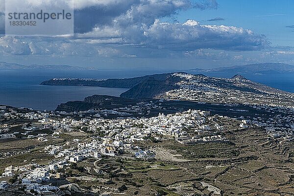 Blick über Santorin  Griechenland  Europa