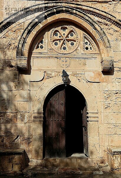 Klosteranlage  Ayia Napa  Kloster Agia Napa  im Osten der Insel  Portal  Zypern  Europa