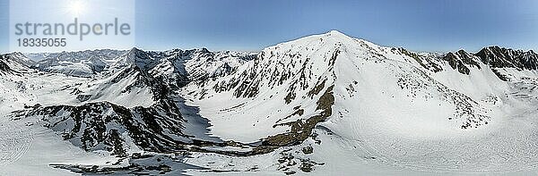 Alpenpanorama  Pirchkogel  Luftaufnahme  Gipfel und Berge im Winter  Sellraintal  Kühtai  Tirol  Österreich  Europa