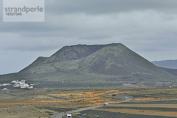 Vulkan La Corona  Lanzarote  Kanaren  Spanien  Europa