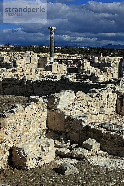 Kourion  assyrisch Ku-ri-i  altgriechisch  lateinisch Curium  historische  antike Ausgrabungsstätte  Ruinenstätte  Zypern  Europa