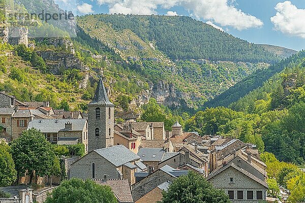 Dorf Sainte-Enimie als eines der schönsten Dörfer klassifiziert. Lozere  Frankreich  Europa