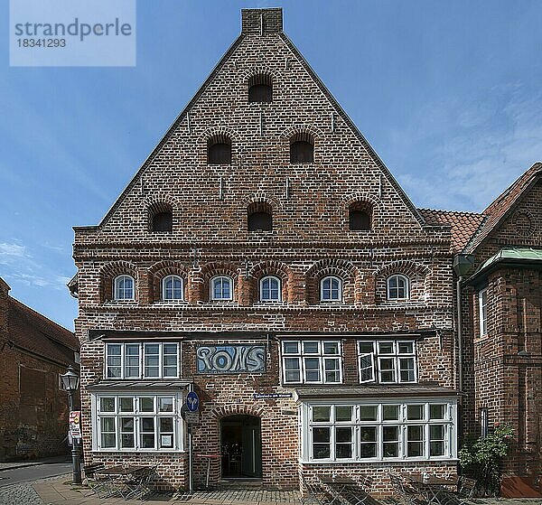 Pons  älteste Kneipe in Lüneburg seit 1485  Lüneburg  Niedersachsen  Deutschland  Europa