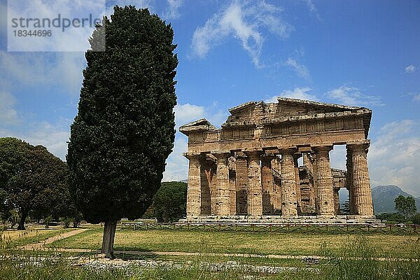 Poseidontempel  2. Heratempel  in Paestum  Kampanien  Italien  Europa