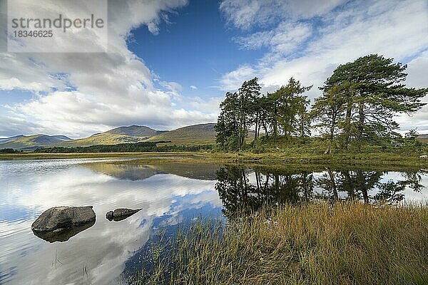 Loch Tulla  Glen Coe Tal  Highlands  Hochland  Schottland  Großbritannien  Europa