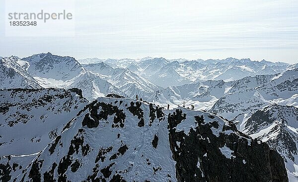 Sulzkogel  Luftaufnahme  Gipfel und Berge im Winter  Sellraintal  Kühtai  Tirol  Österreich  Europa