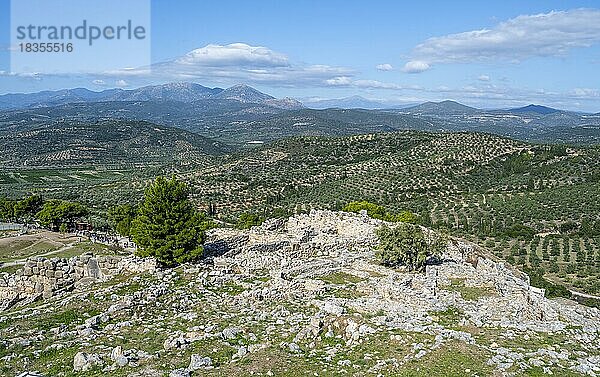 Zitadelle mit Mauern  Mykene  Griechische archäologische Stätte  Peloponnes  Griechenland  Europa