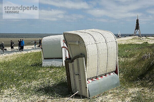 Strandkörbe und Kugelbake  Duhnen  Cuxhaven  Nordsee  Niedersachsen  Deutschland  Europa