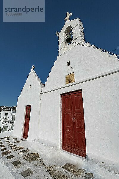 Weiß getünchte Kirche  Horta  Mykonos  Griechenland  Europa