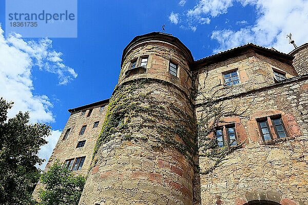 Johanniterburg Kühndorf  Schloss Kühndorf  1315 vom Johanniterorden auf den Resten einer Vorgängerburg als Kastell aus Breitwohntürmen errichtet  Landkreis Schmalkalden  Meiningen  Thüringen  Deutschland  Europa