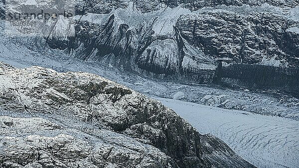 Gletschereis  Diavolezza  Engadin  Schweiz  Europa