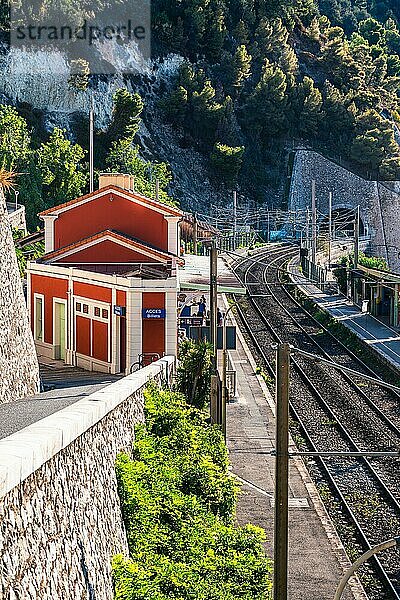 Bahnhof von Villefranche-sur-Mer  Côte d'Azur  Frankreich  Europa